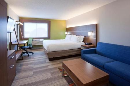 Holiday Inn Express & Suites-Golden Valley, an IHG - 48