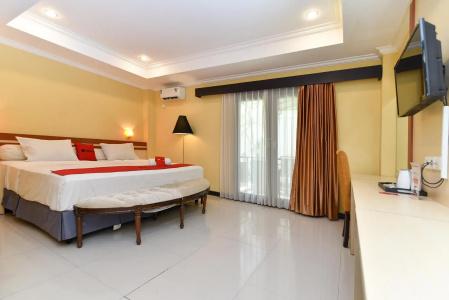 RedDoorz Plus near Mall Bali Galeria 2 - 25
