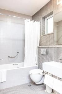 The Lansdowne - 7