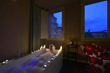 Mercure Ferrara - 96