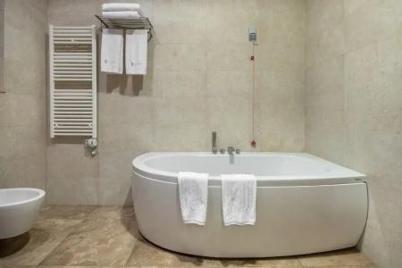 CITYHOTEL - 52