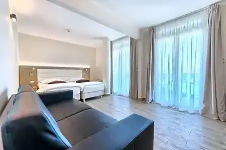 Panorama - 82