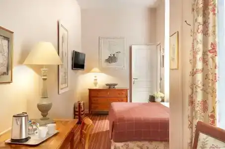 Relais Du Louvre - 76