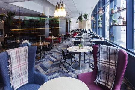 Novotel Edinburgh Centre - 33