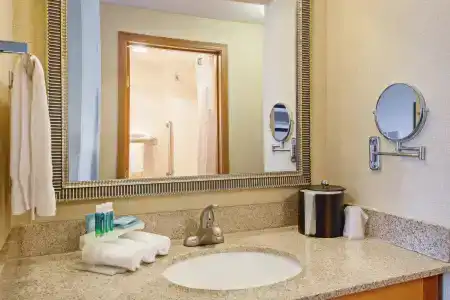Fairfield Inn & Suites by Marriott Seattle Downtown/Seattle Center - 9