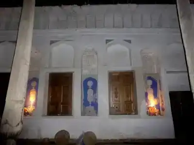 Hovli Poyon - 13