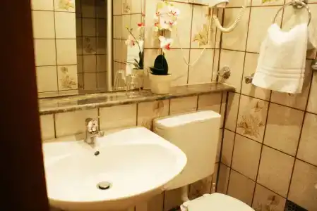Bahn-Hotel - 8