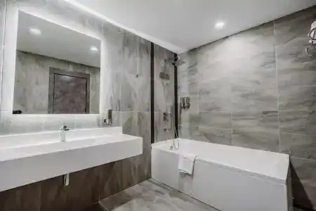 Best Western Plus - 8