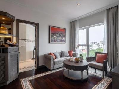 De Syloia Hanoi - 70