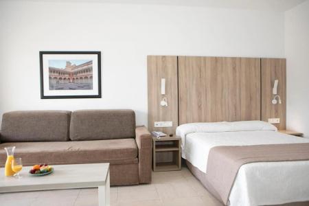 Apartamentos Pyr Fuengirola - 39