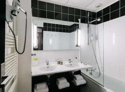 Hôtel de Noailles - 32