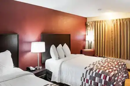 Red Roof Inn Indianapolis East - 16