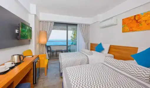 Floria Beach - 3
