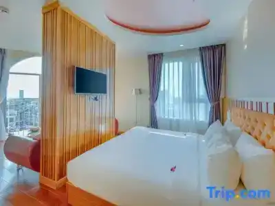 Queen's Finger Da Nang - 113