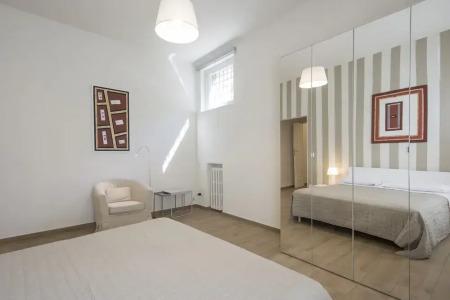 Regis Condo - 176