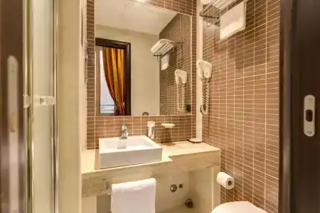 Everest Inn Rome - 38