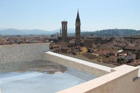 Donati Luxury Tower Suites - 14