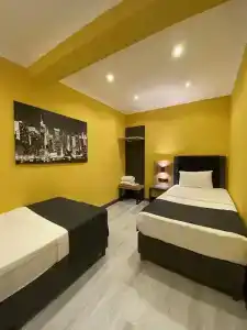 Roy Otel Akçay - 108