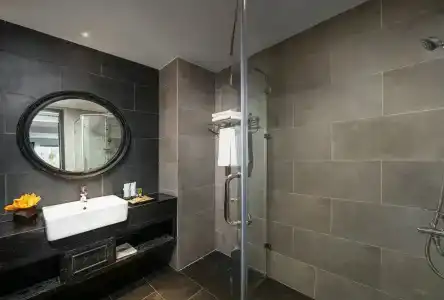 Shining Riverside & Spa - 29