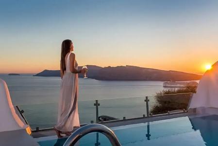 Elite Luxury Suites - 105