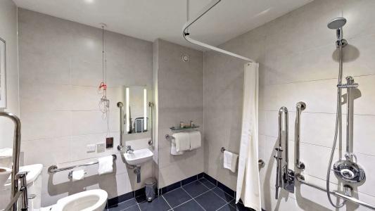 DoubleTree by Hilton London Angel Kings Cross - 9