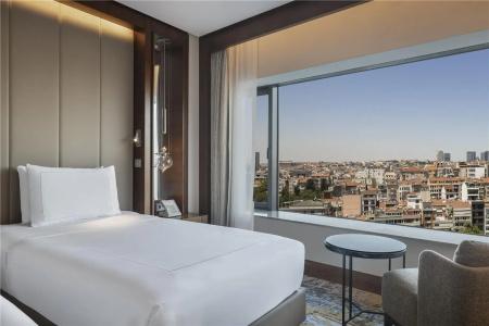 Conrad Istanbul Bosphorus - 80