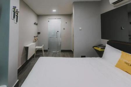 Butternut Tree (SG Clean, Staycation Approved) - 34