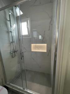 Zoumis Studios - 259