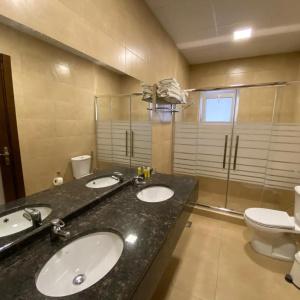 Mosaic City - 15