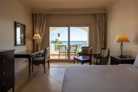 Continental Plaza Aqua Beach - 75