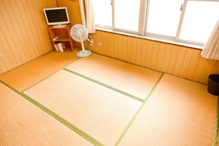 Emix Ishigaki - 39
