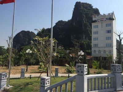 Ha Long Park - 18