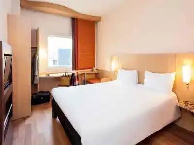 Ibis Madrid Calle Alcalá - 40