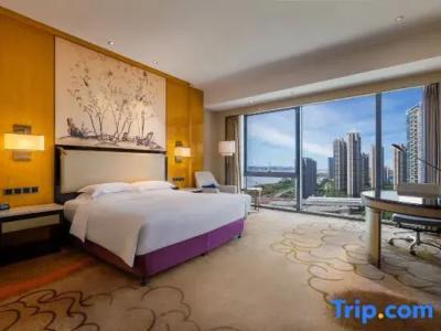 Hilton Wuhan Riverside - 65