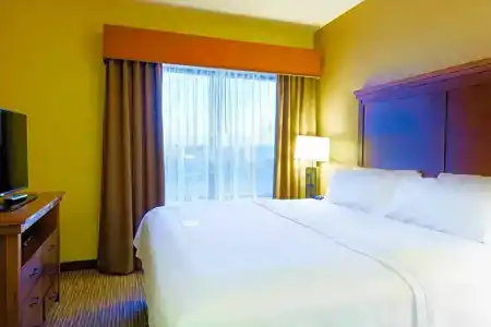 Homewood Suites by Hilton - 77