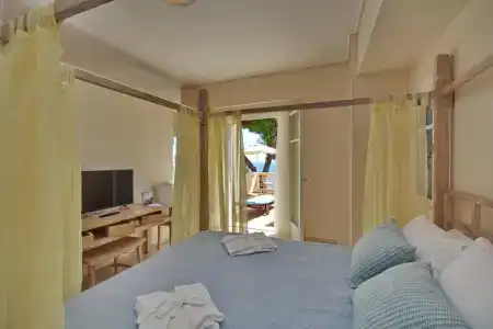 Alonissos Beach Bungalows And Suites - 86