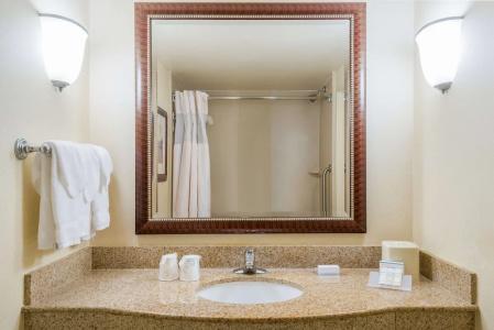 Hilton Garden Inn - 41