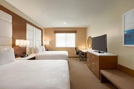 Wyndham Anaheim - 51