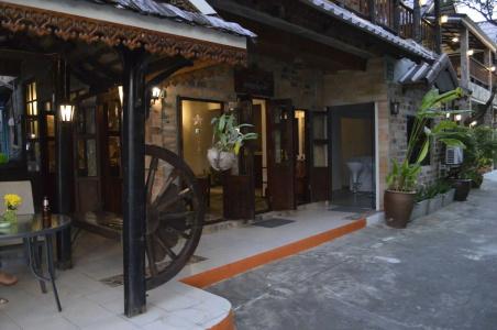 Baan Thai Homestay by bGb Villas - 15