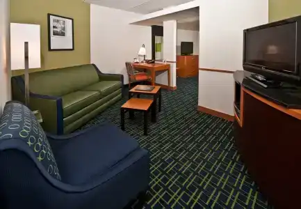 Comfort Inn University - 5