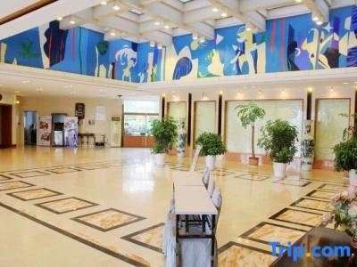 Qingdao Meteorological Holiday - 6