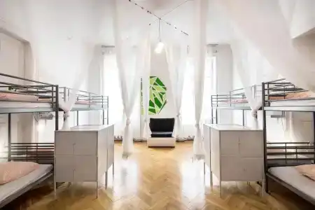 Avenue Hostel - 36
