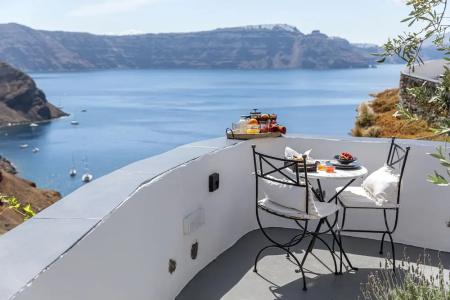 Pearl of Caldera Oia - Boutique by Pearl Collection - 202