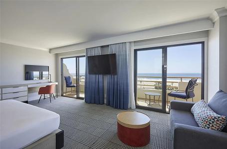 The Waterfront Beach Resort, A Hilton - 71