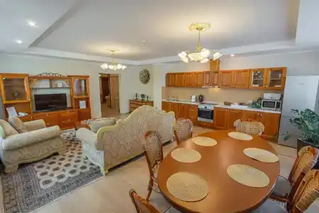 Villa Alvīne Family Apart-Hotel - 175