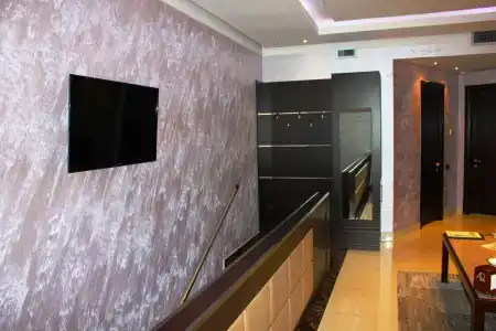 Avan Plaza - 12