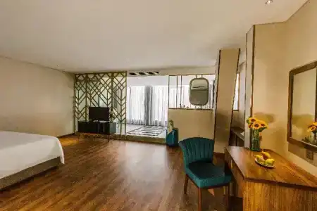 Winsuites Saigon - 69