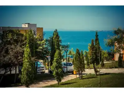 Crown Fort Club - 11
