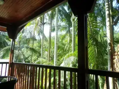 Hillside Retreat - 39