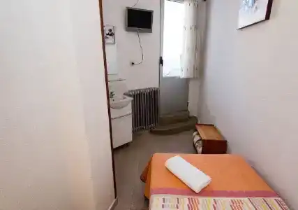 Pension - 24